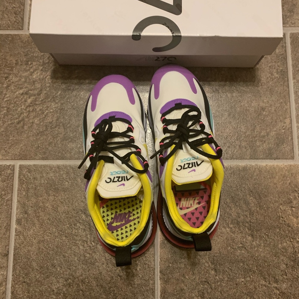 Nike Air Max 270 React Bright Violet White Violet - Picture 5 of 8